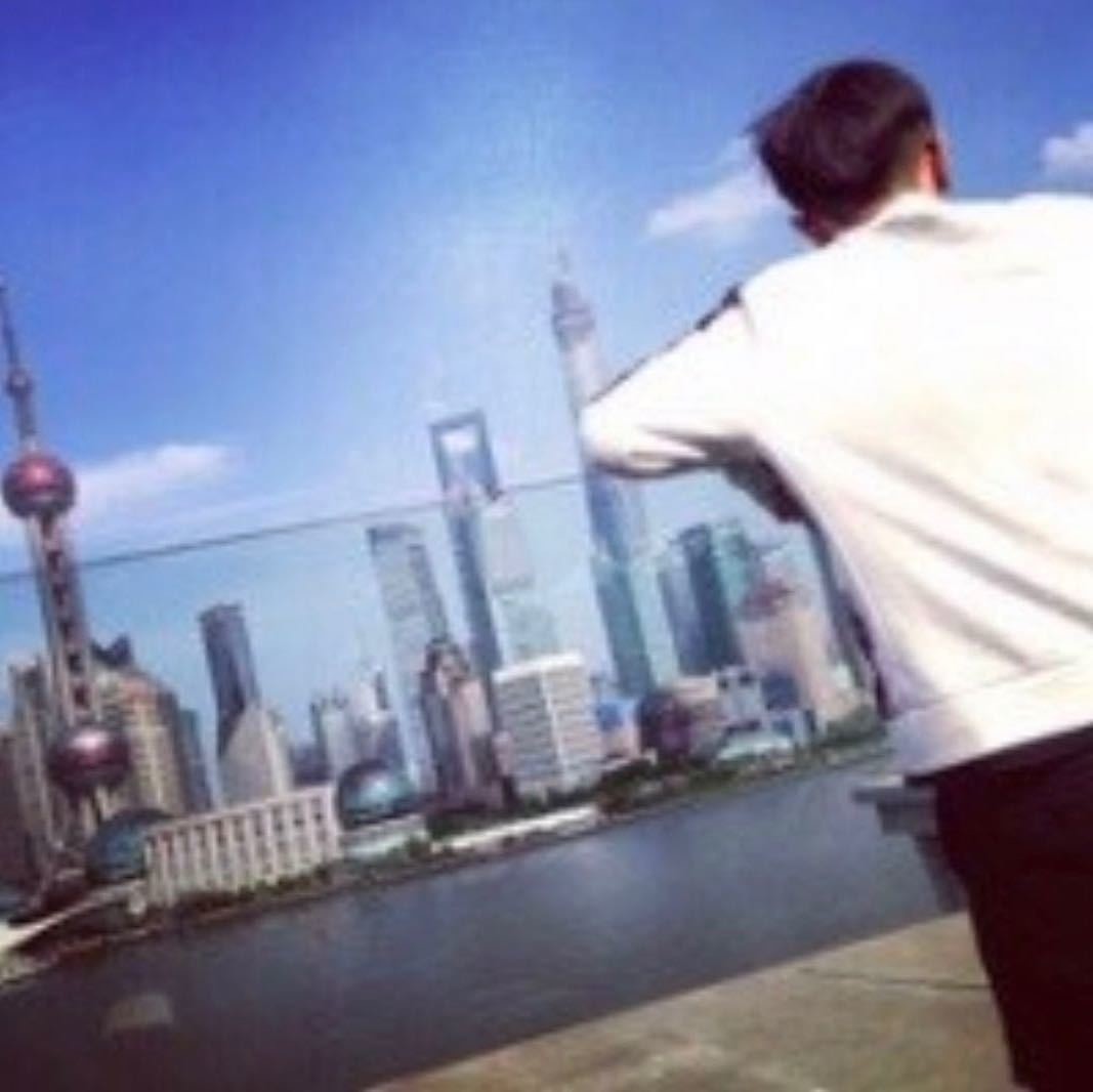 嚻靊齾齺蠿爧嘂