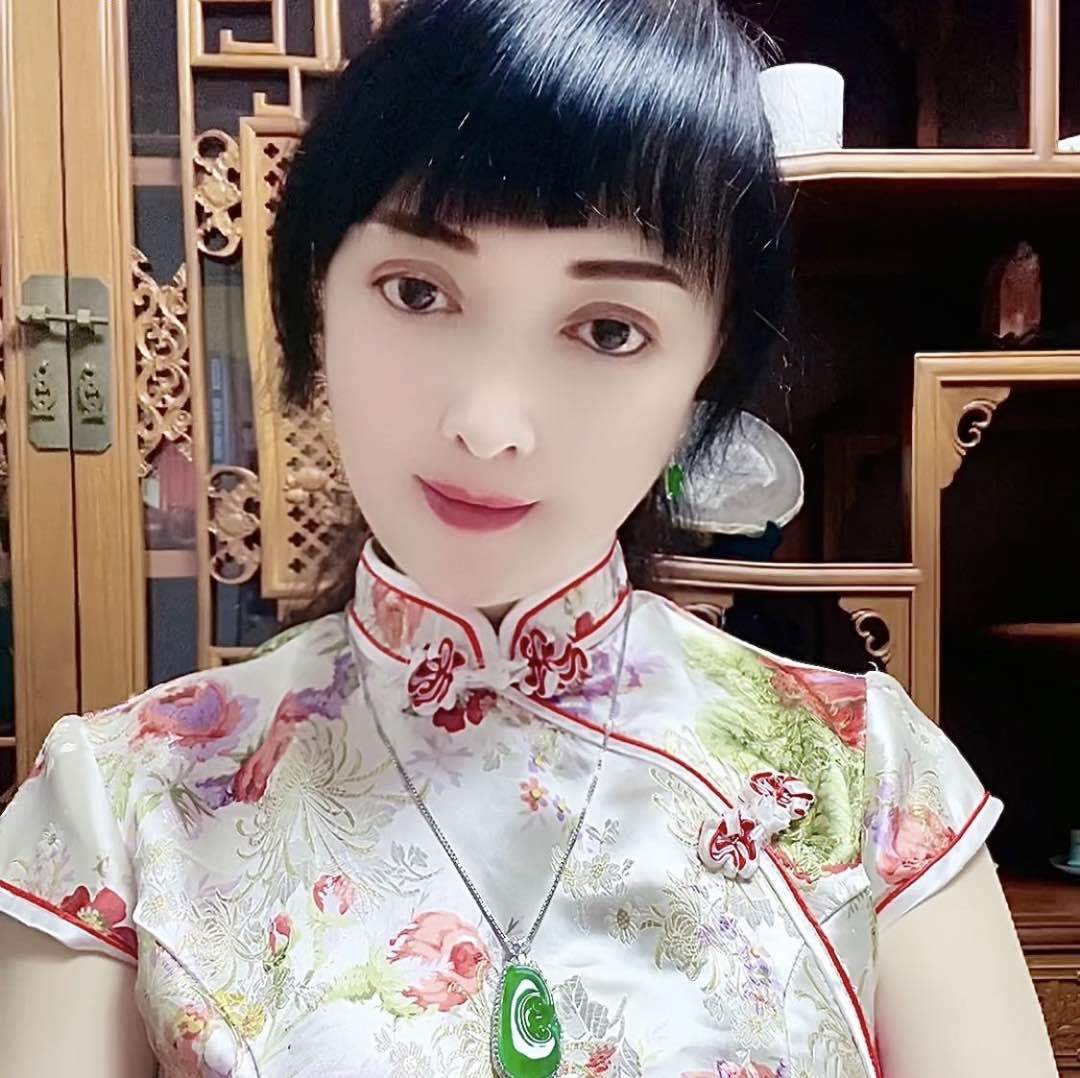 王丽学画