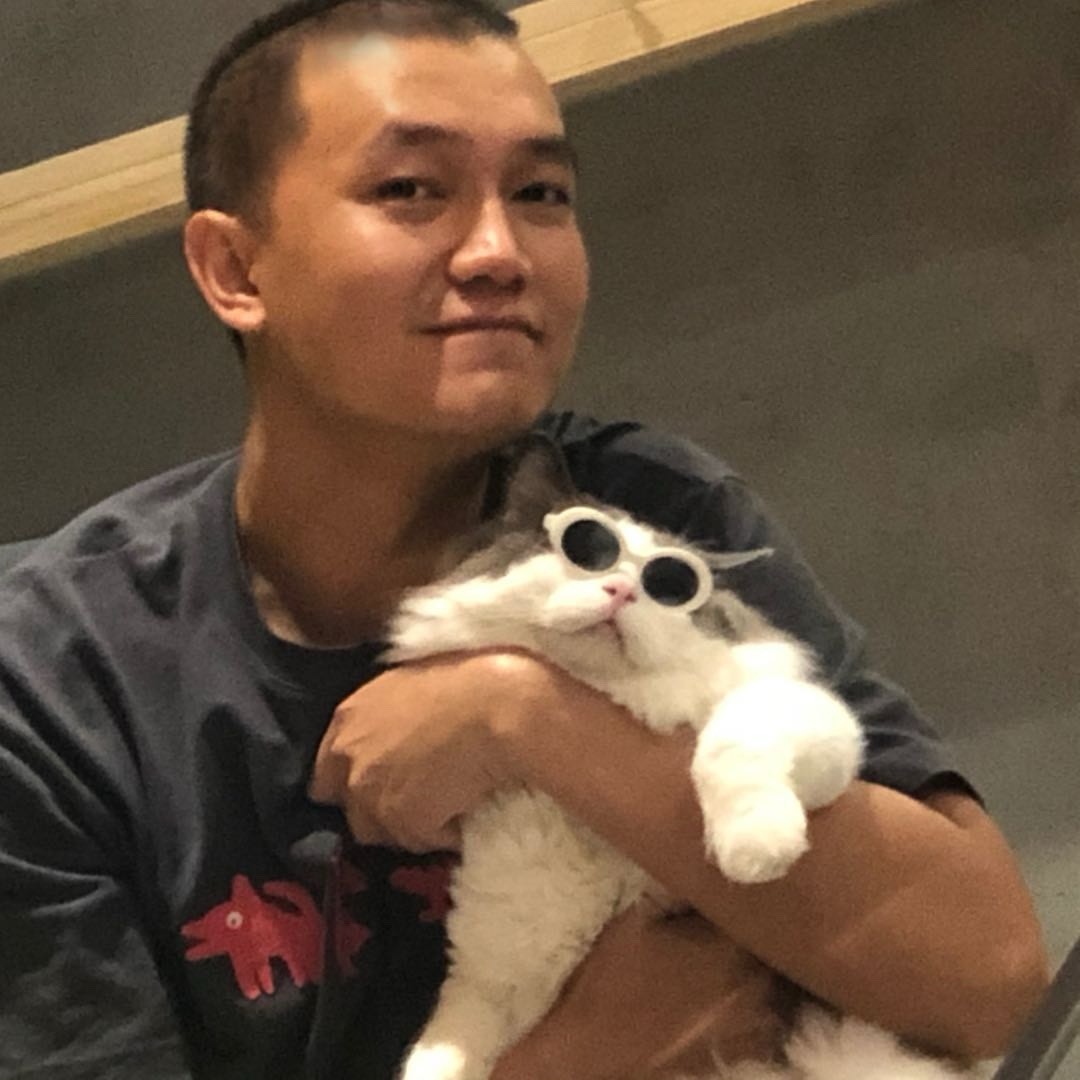 刘传奇.