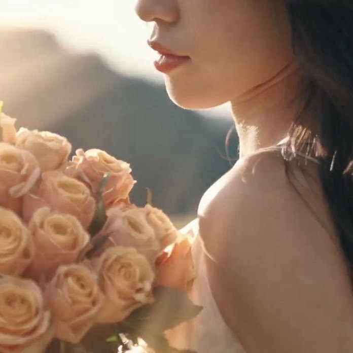 周若水Rosa