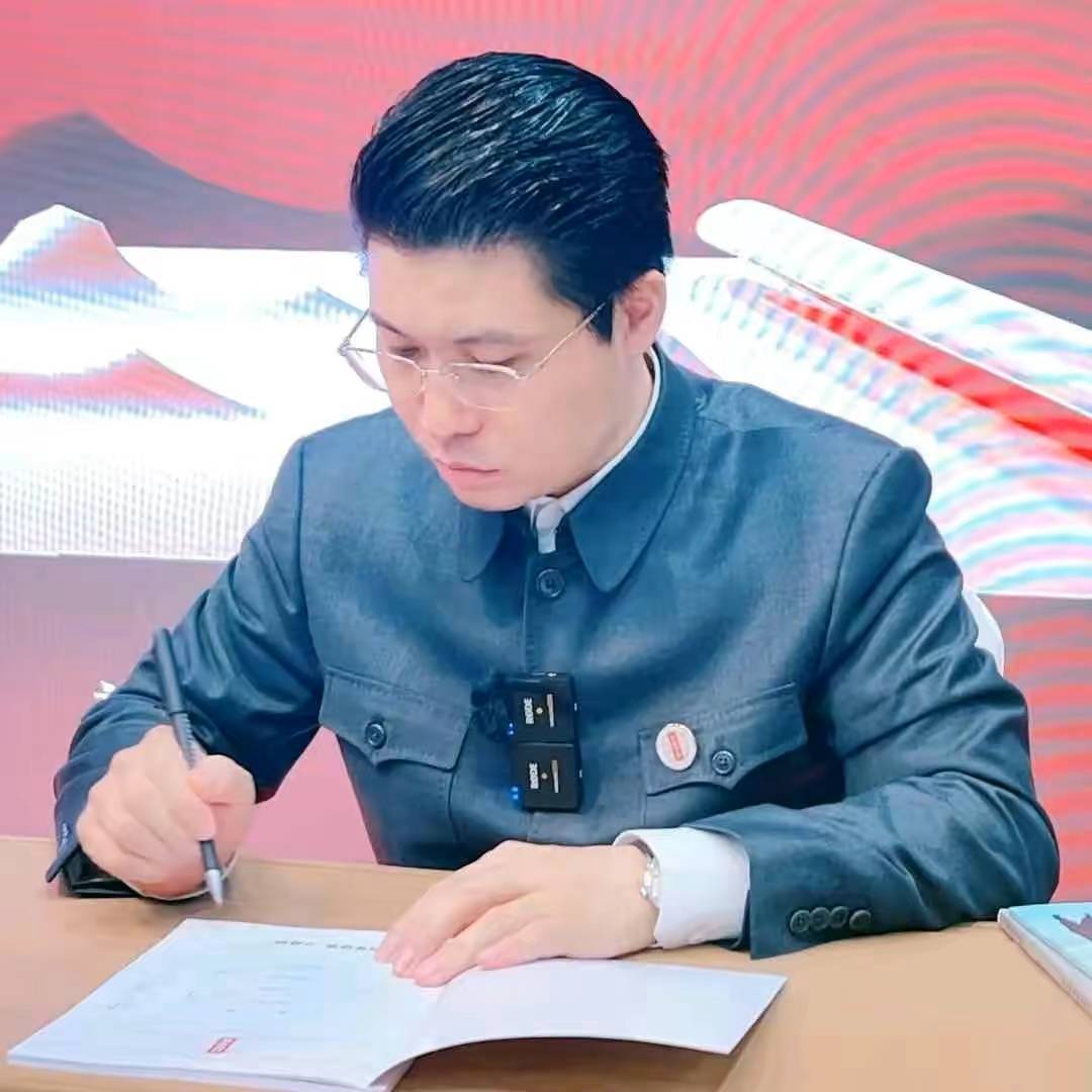 康老师-讲百年.望族