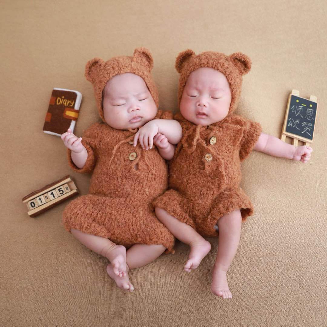 双胞胎颂恩-颂赞