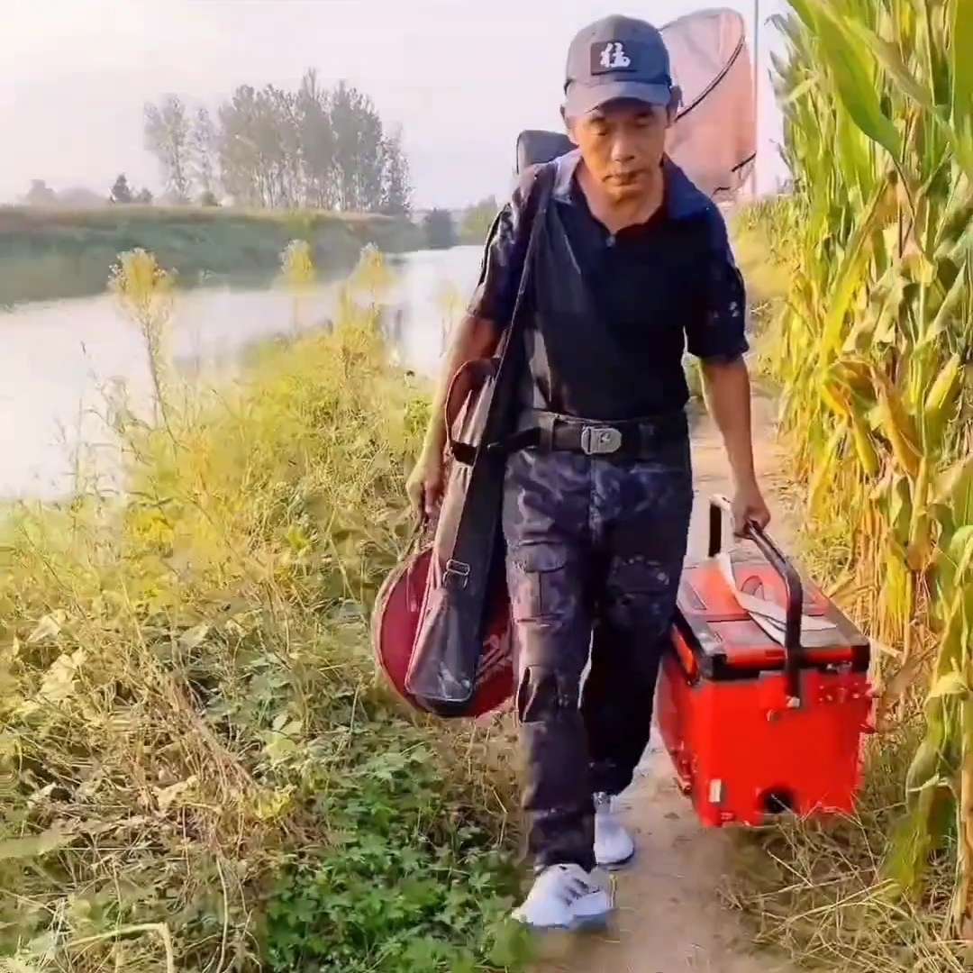 武者爱钓鱼