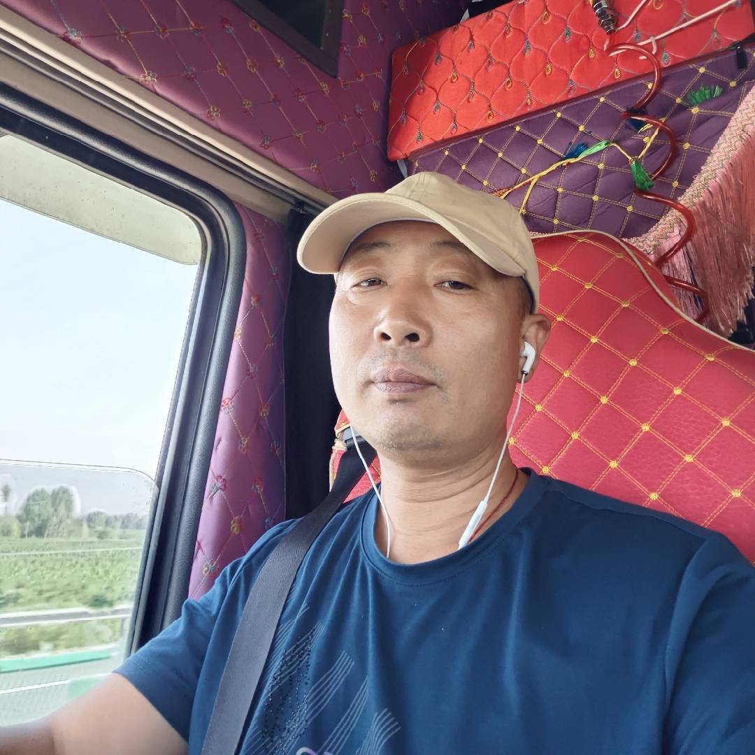 卡车宝哥新疆专线