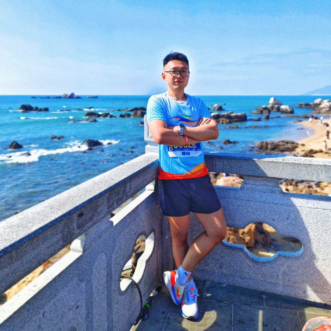 我是王跑跑吖