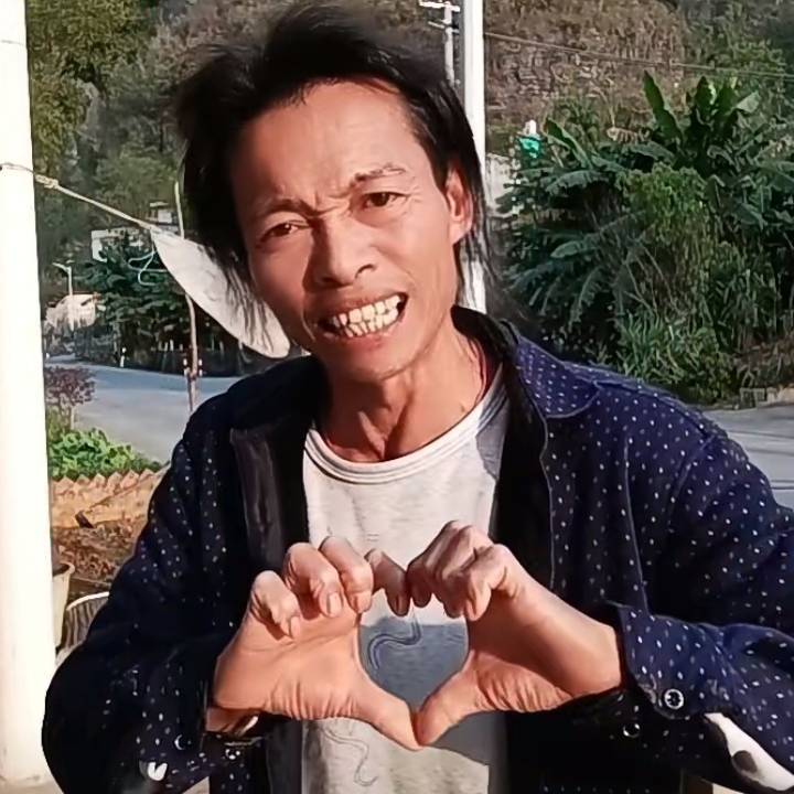 广西农村小哥