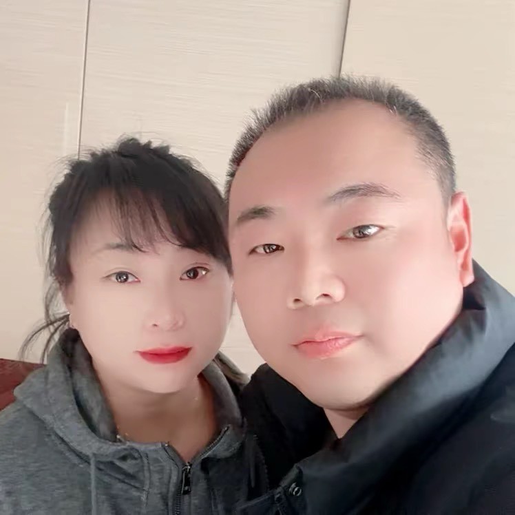 小影大辉夫妇