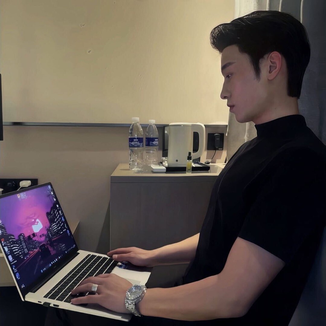 关于颜如玉的故事