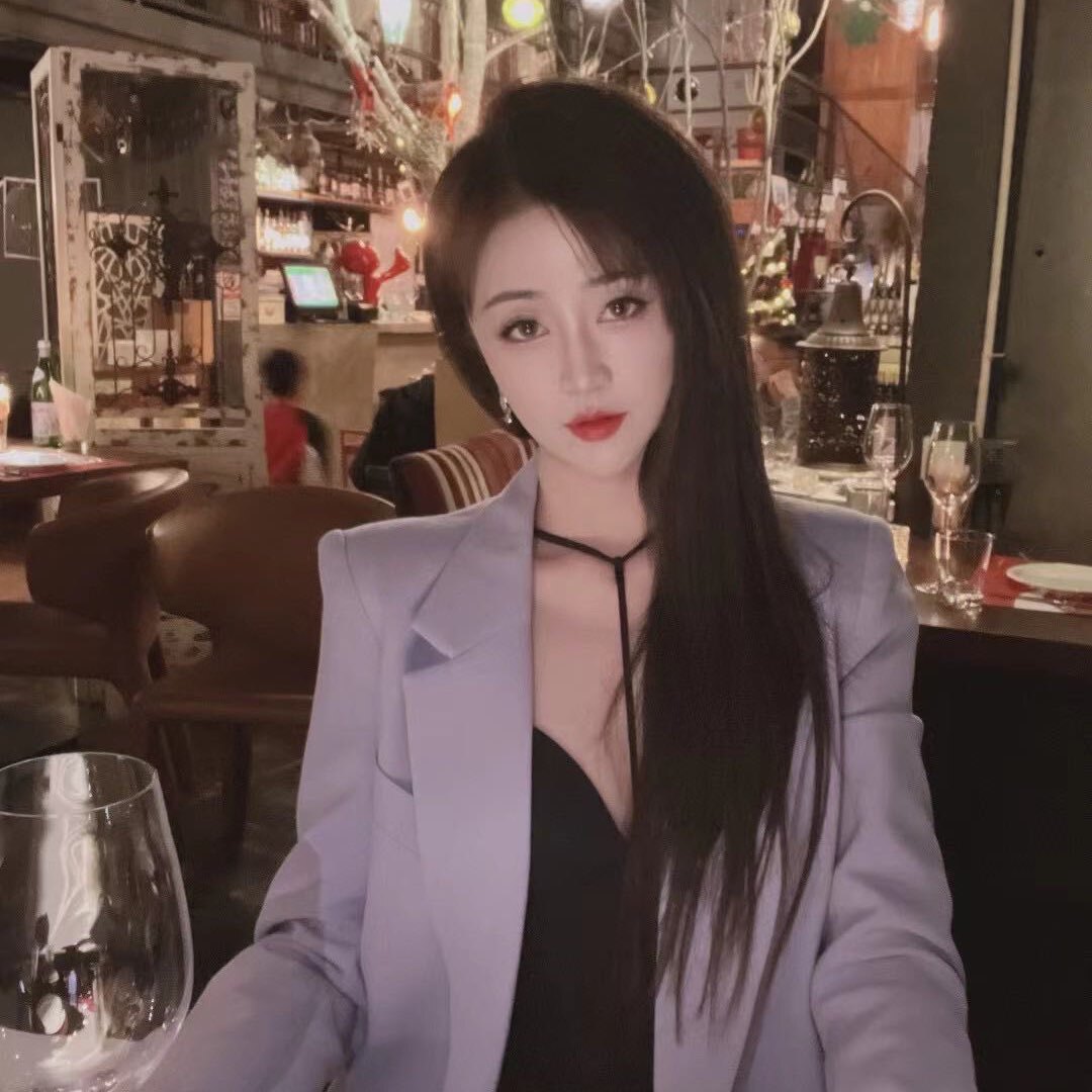 彤女王-818盛世家族