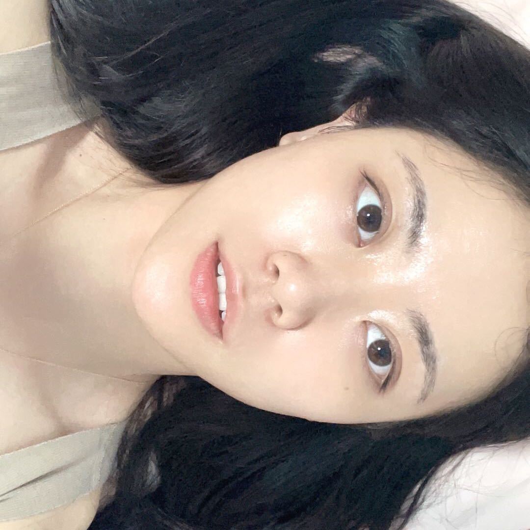 女娲徒手捏脸