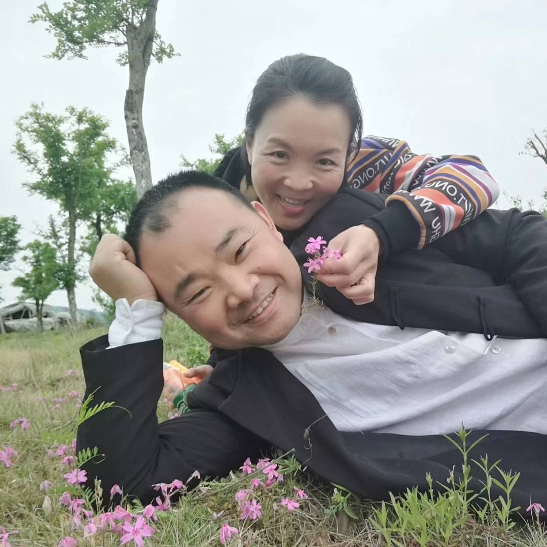 梁子梅姐