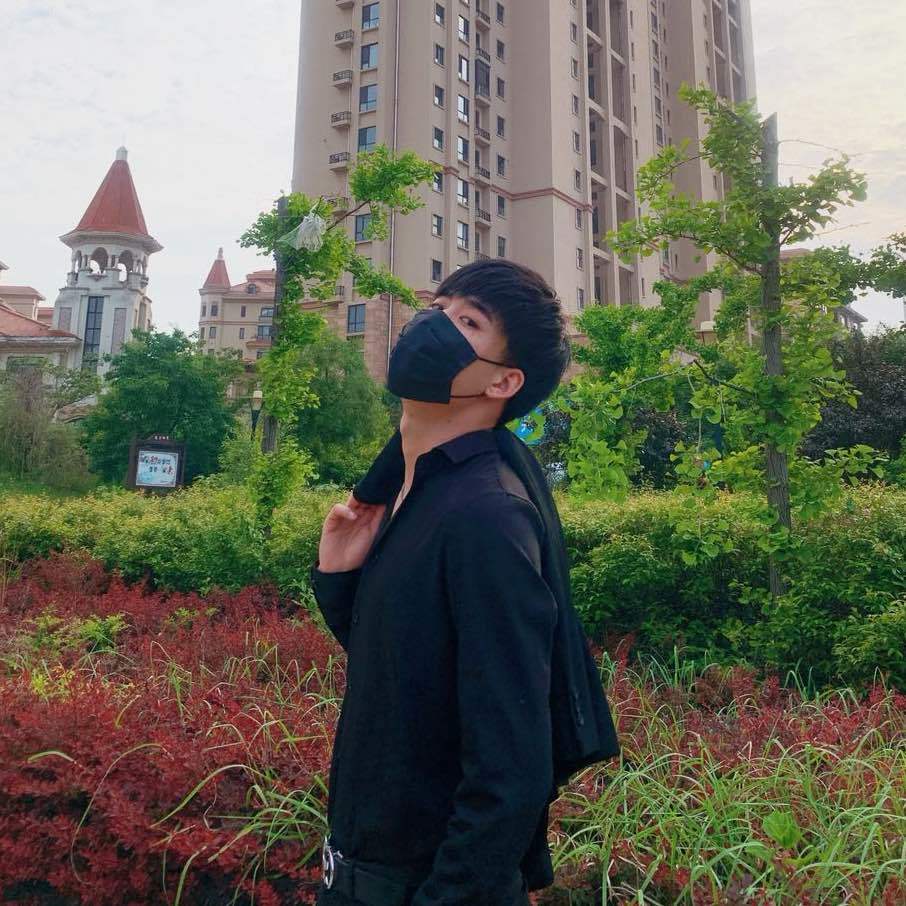 忠岩Uncle