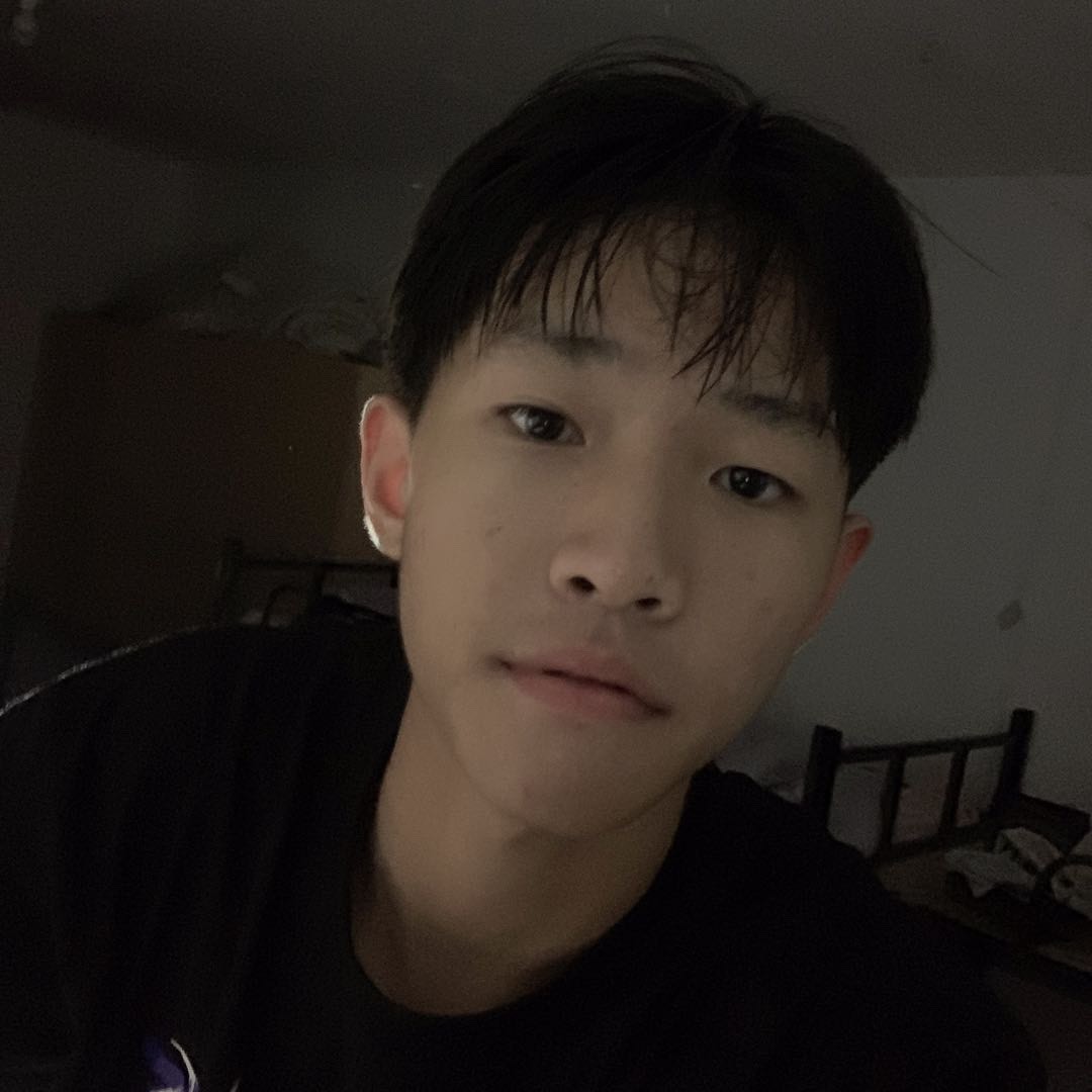 乱小世本人
