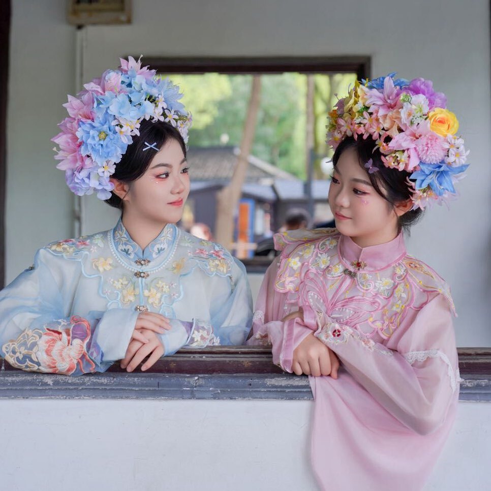 琪彤小姐妹