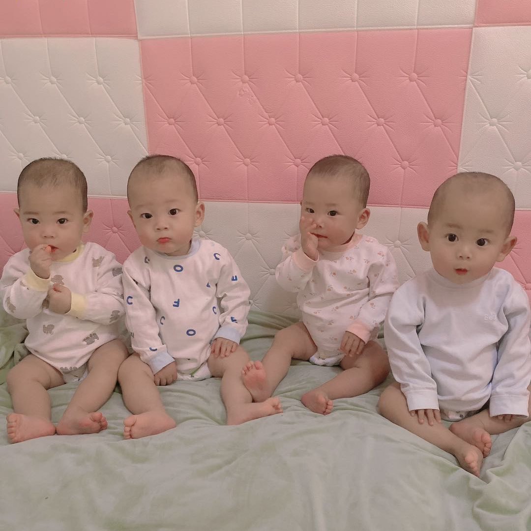 龙凤四胞胎吉祥如意