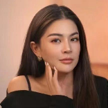 很会看脸的詹妮