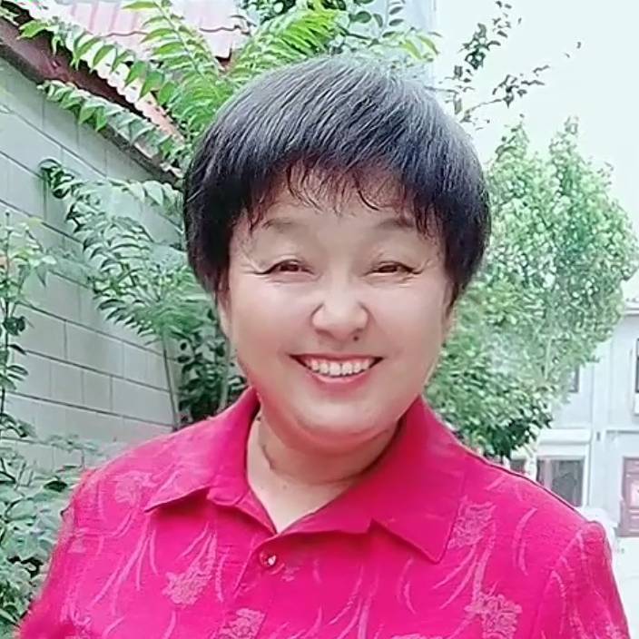 康二姐爱表演