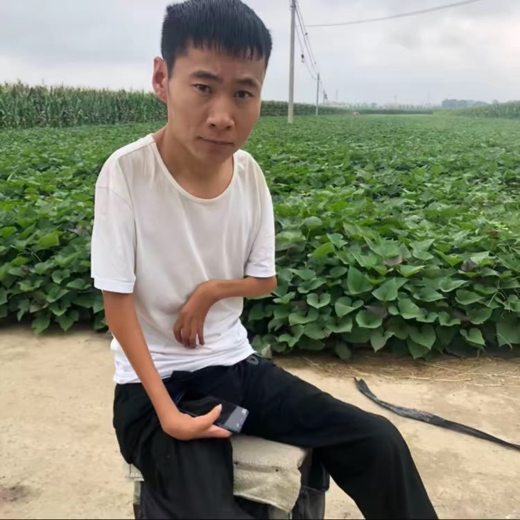 宫阿龙
