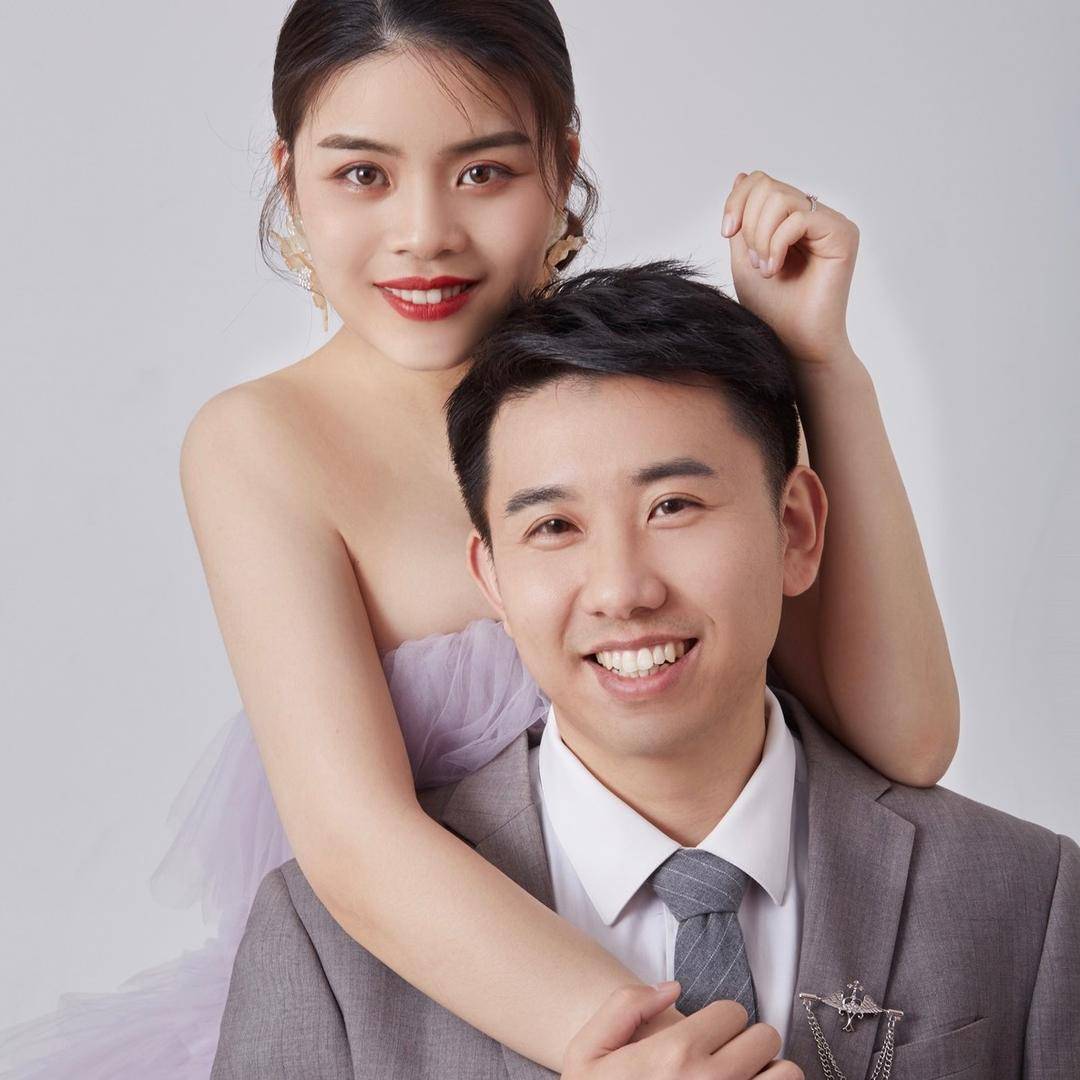镇多多