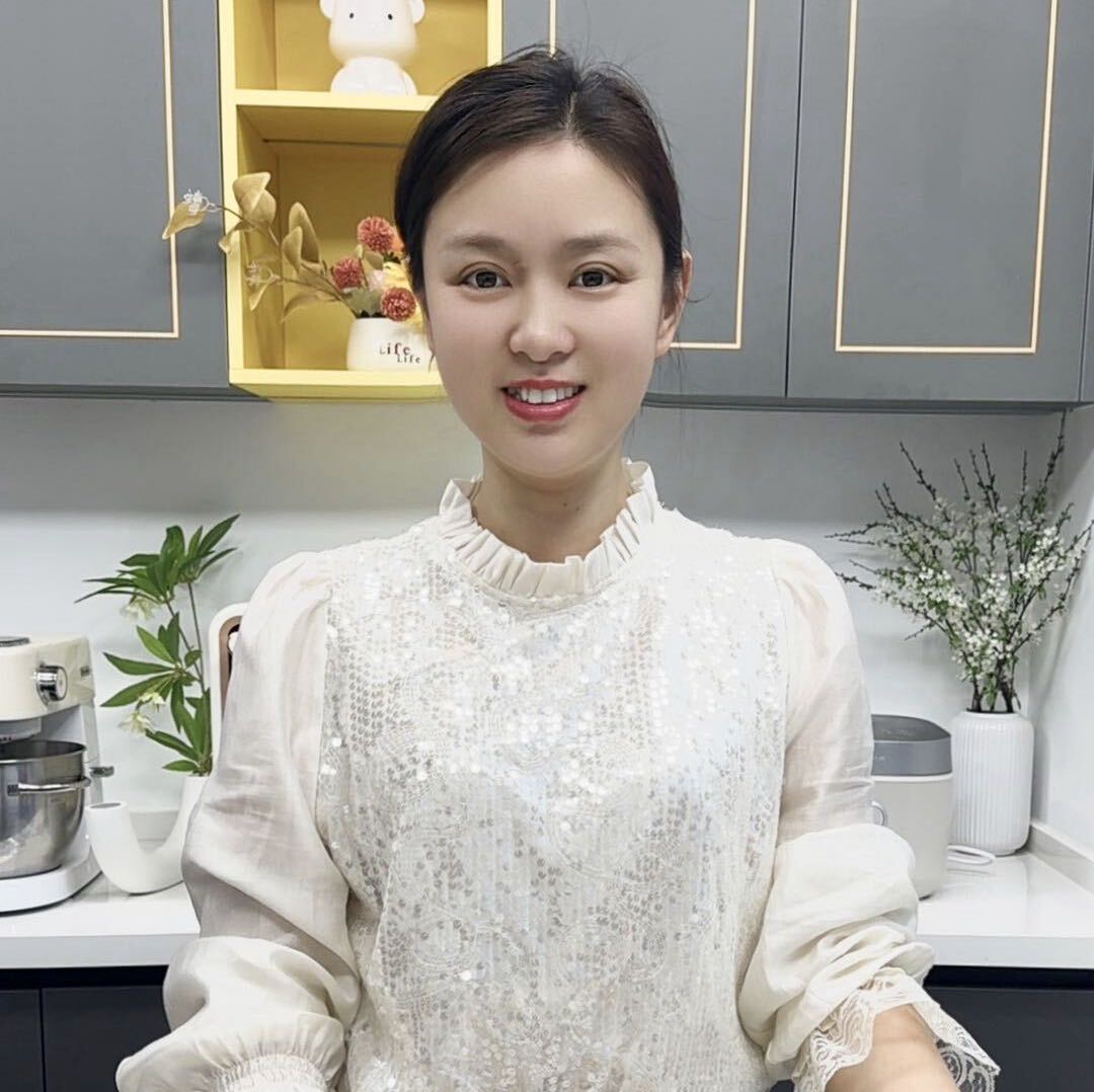 视频号美食排行榜第16名undefined,新榜指数841.1,新增作品数6,总推荐数70823,平均推荐数11803.8,最高推荐数67902
