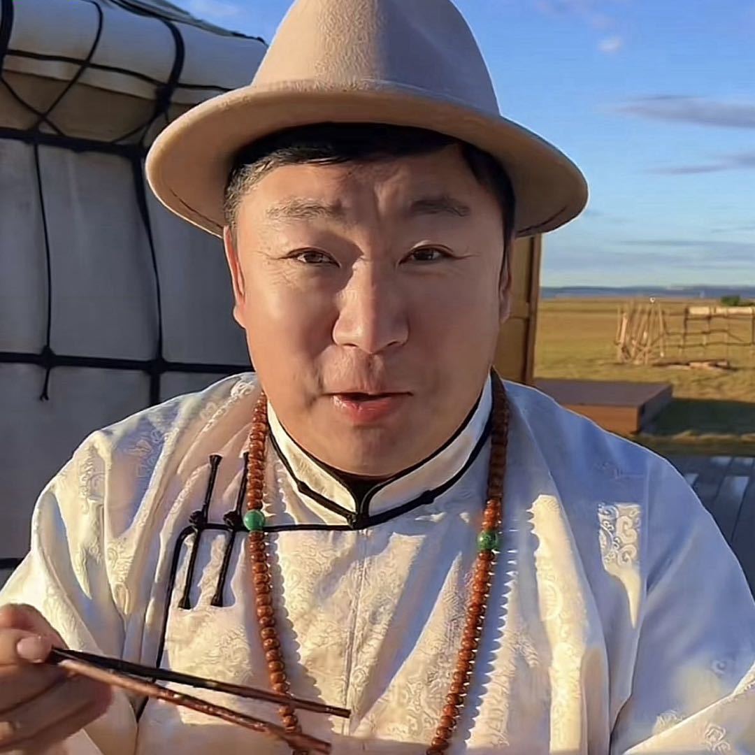 草原牧场的巴图