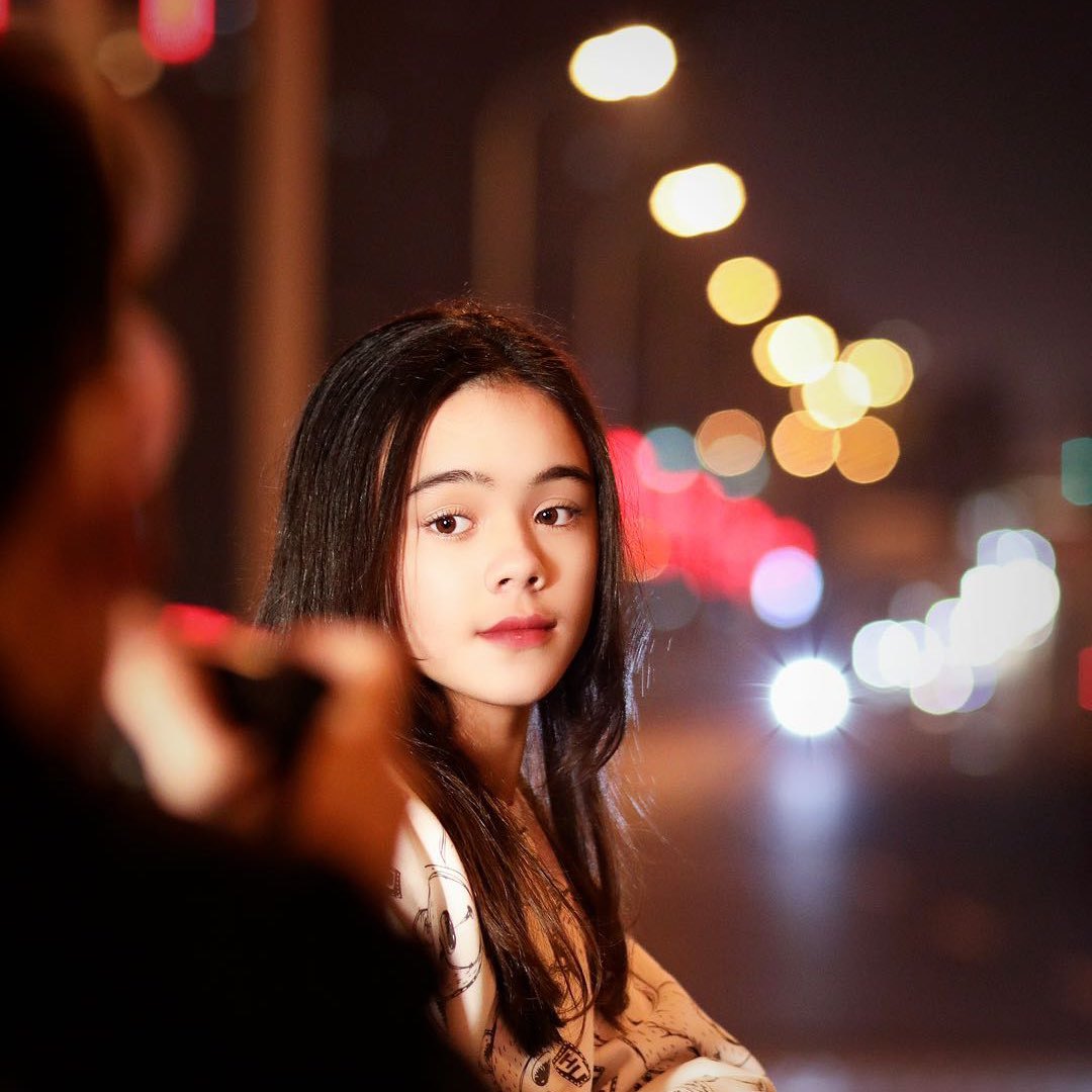 中乌混血张妮卡