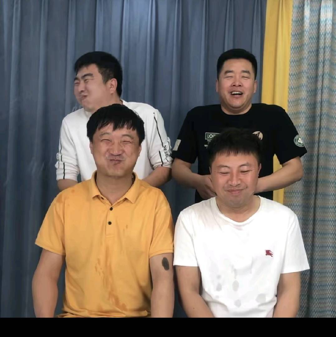 视频号搞笑排行榜第24名undefined,新榜指数877.8,新增作品数3,总推荐数10.1万+,平均推荐数33606,最高推荐数10万+