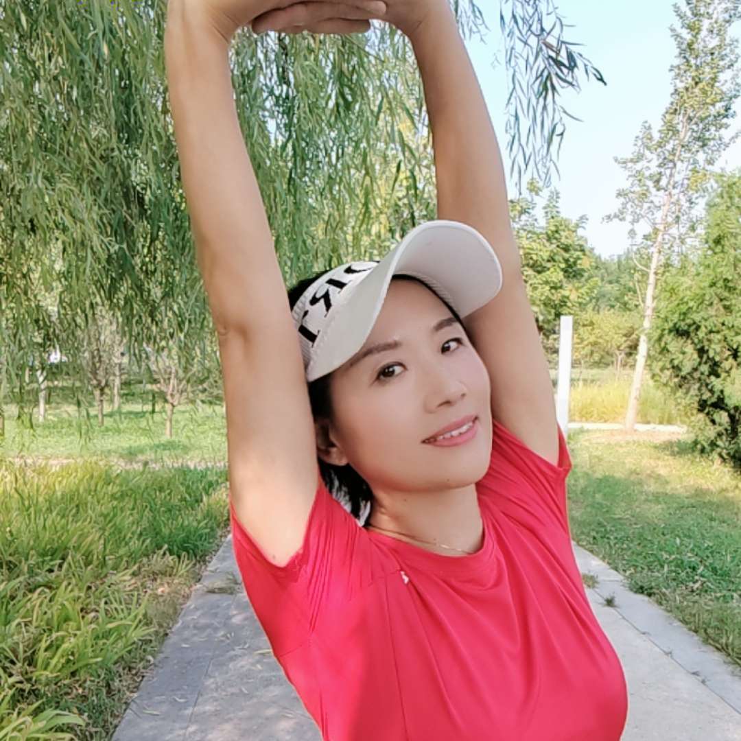 梁子佳佳
