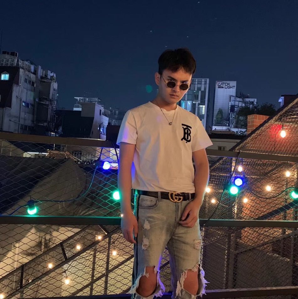 石家庄减龄发型设计霍尊