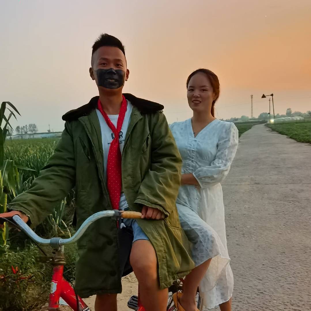 同村的威威搞笑