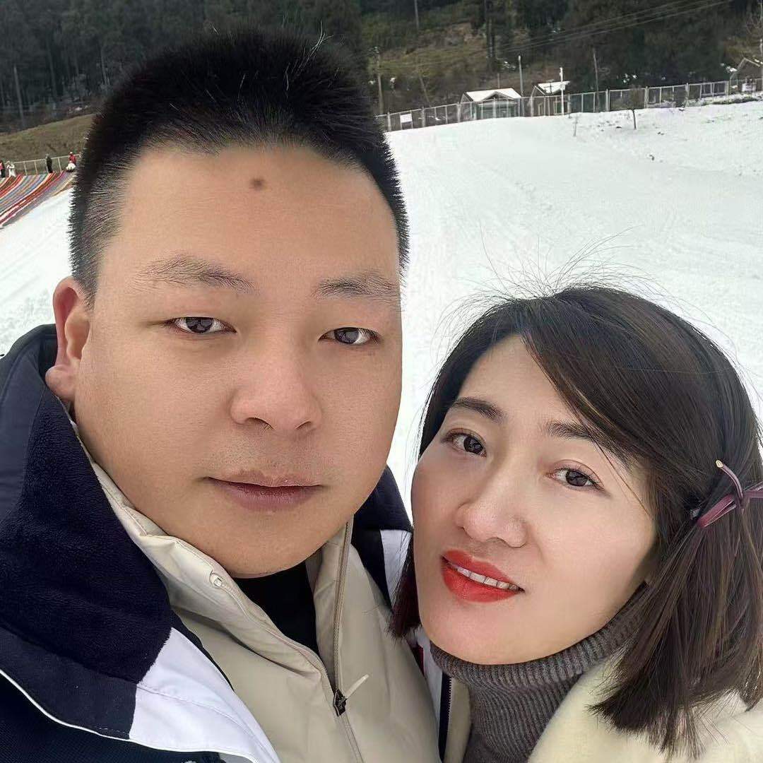 辉哥辉嫂1