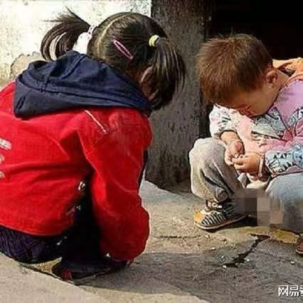 可爱小小俩
