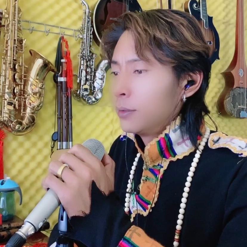 圣地艺人云丹