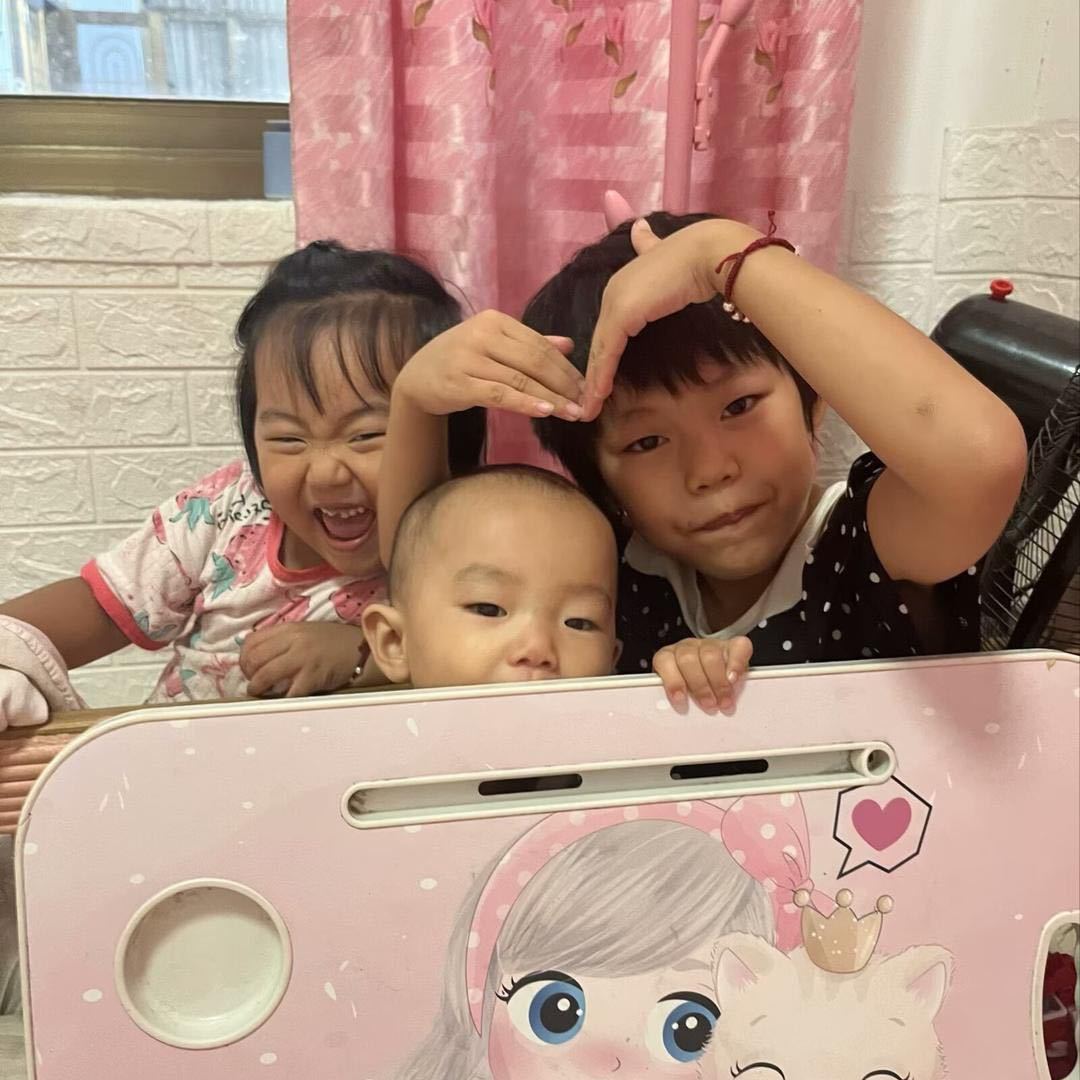 希望的希98年三孩单亲妈妈