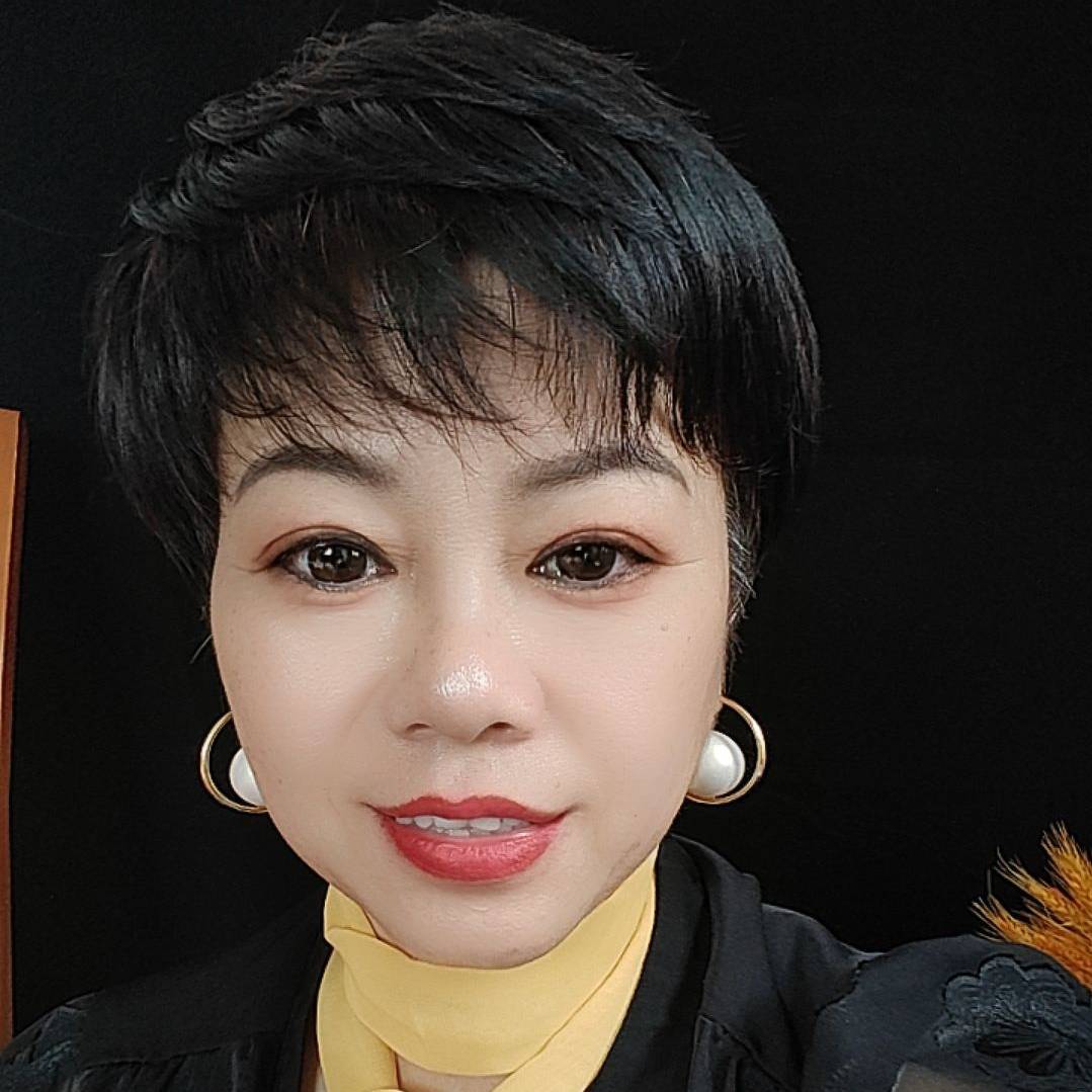 洪桂荷雨后的阳光