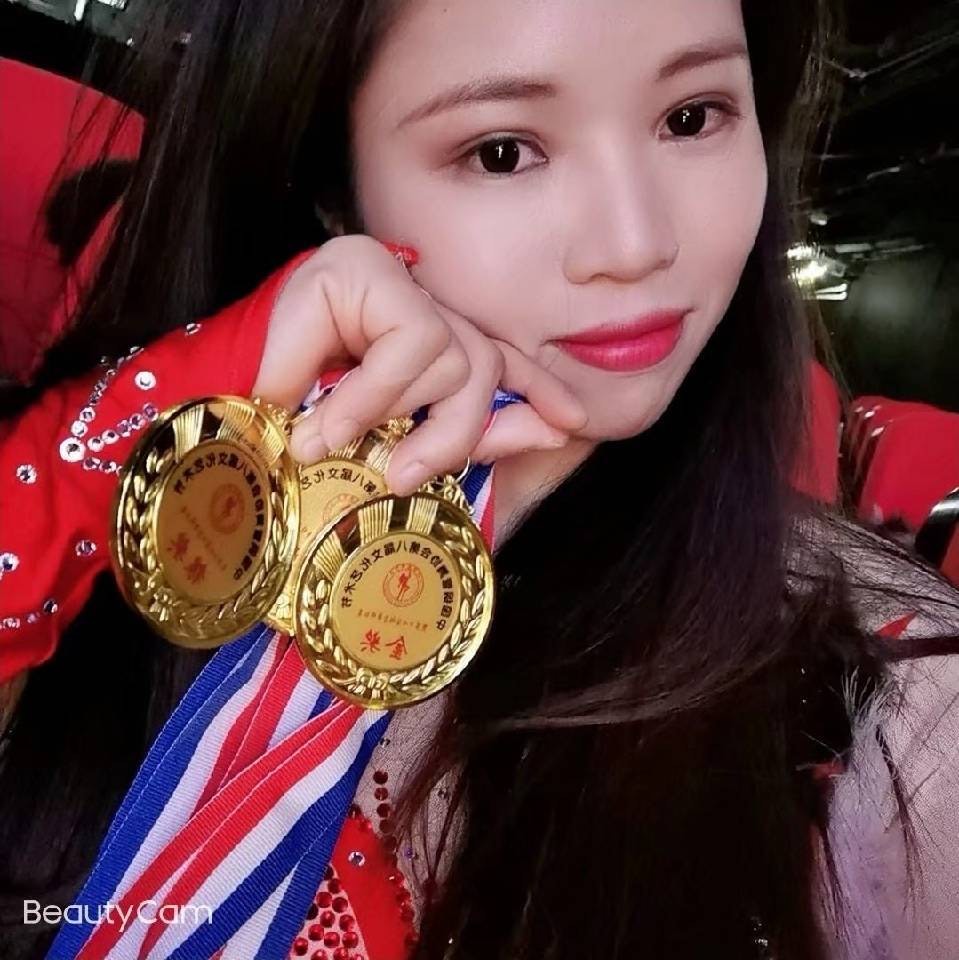 视频号黑马榜舞蹈排行榜第30名undefined,飙升值84.4,新榜指数443.8,新增作品数5,总推荐数426,平均推荐数85,最高推荐数255
