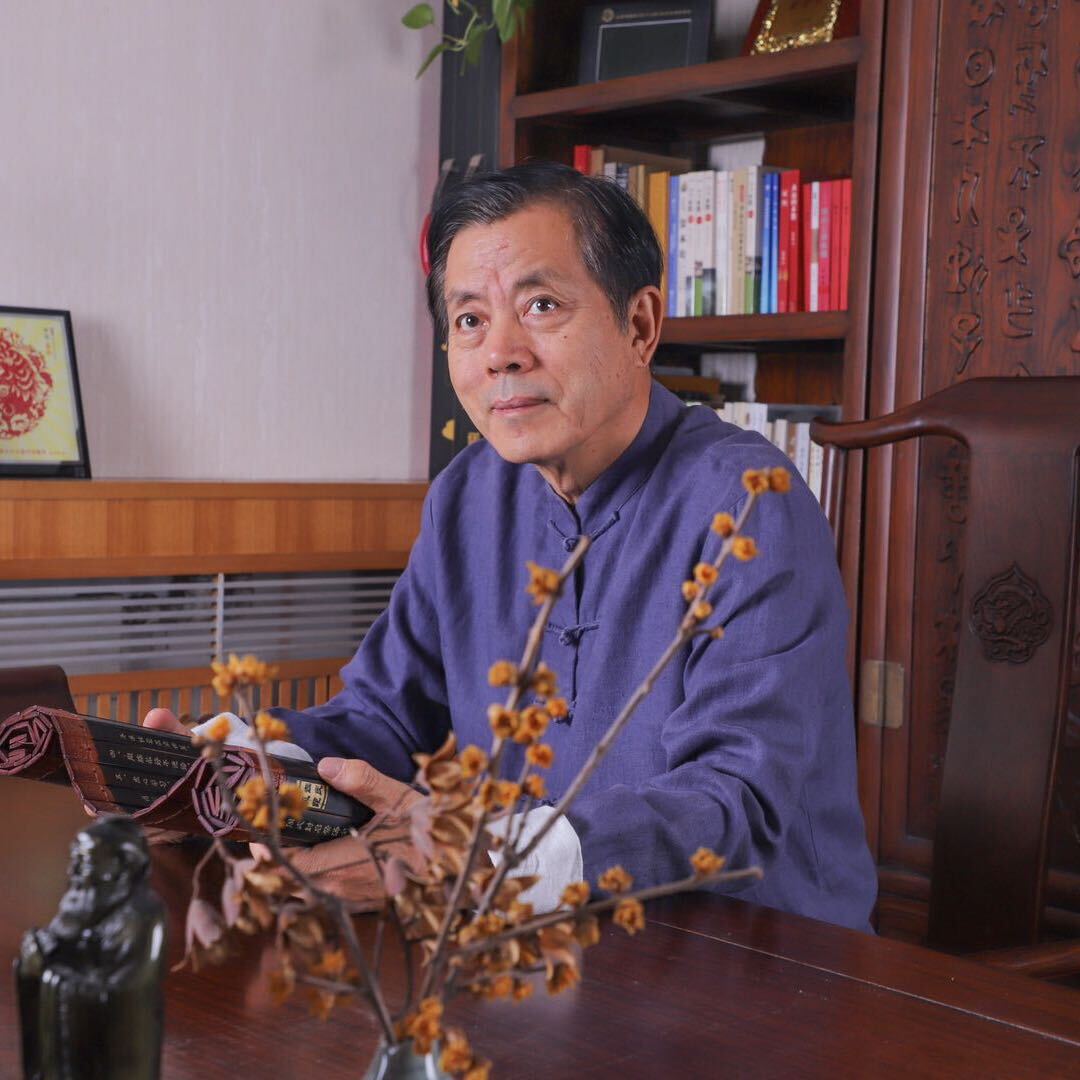 吕明晰家庭教育