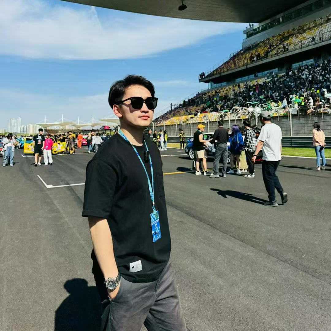 Racing羊哥
