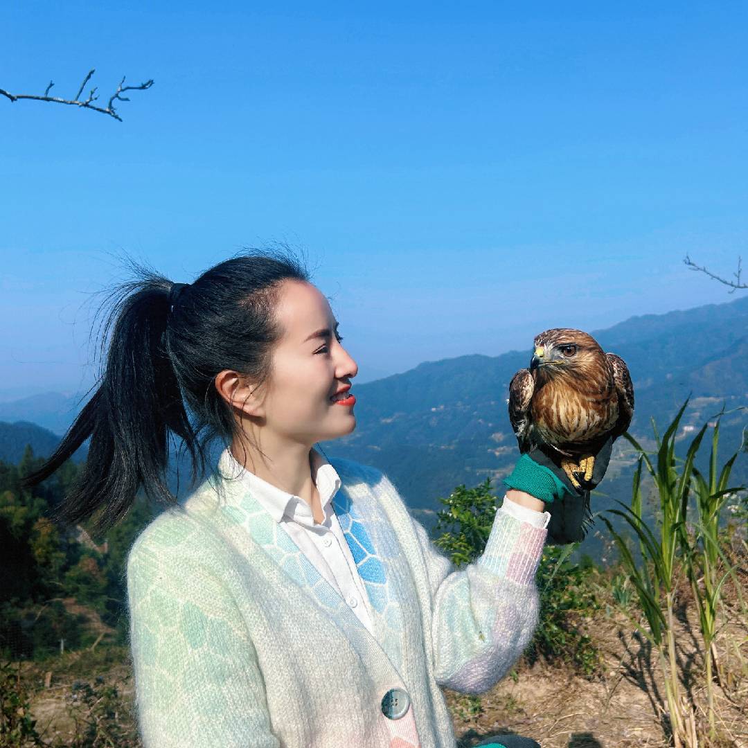 罗芸原生态世界