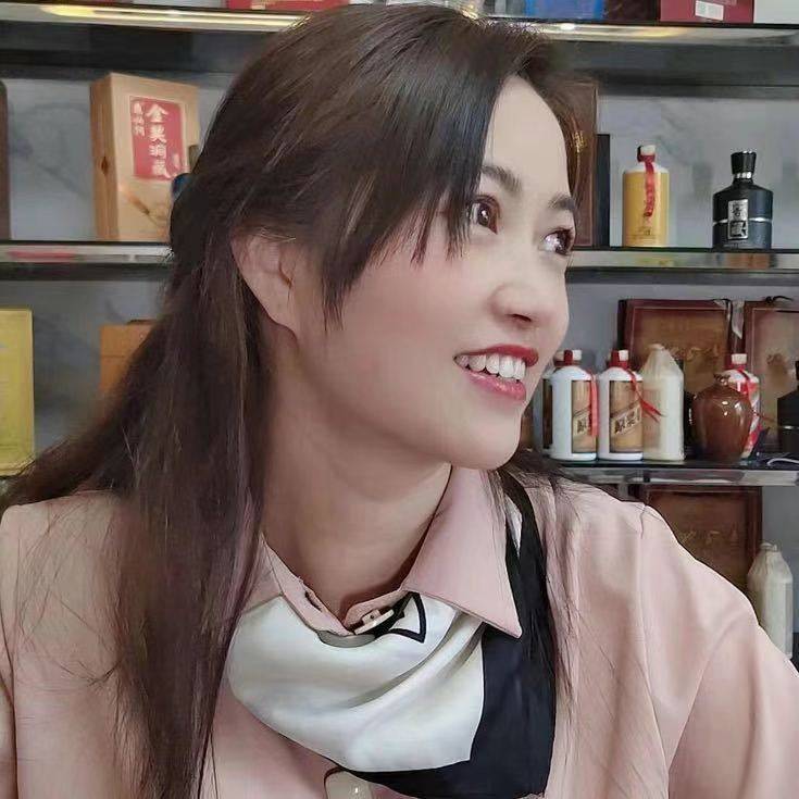 成都王小冷酒业公司