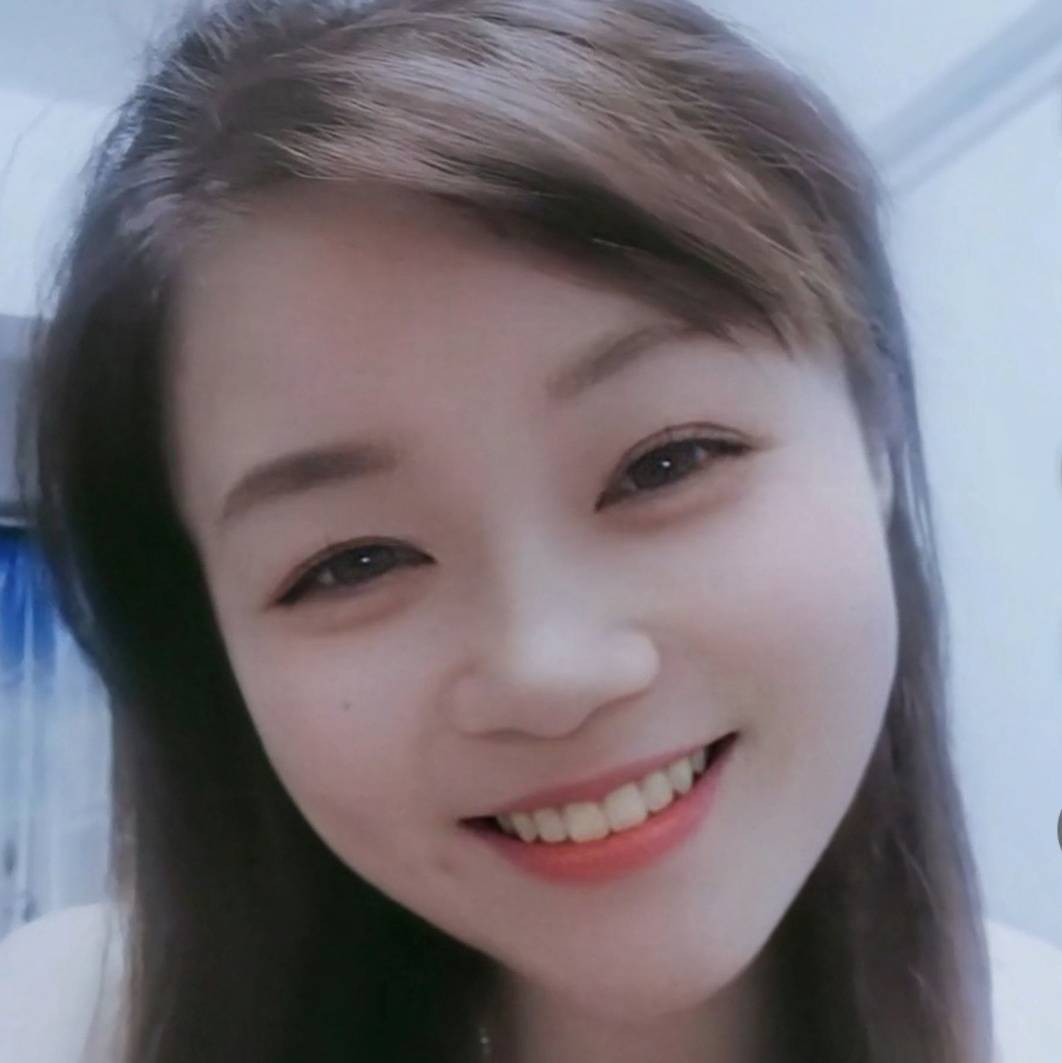 .胡丽