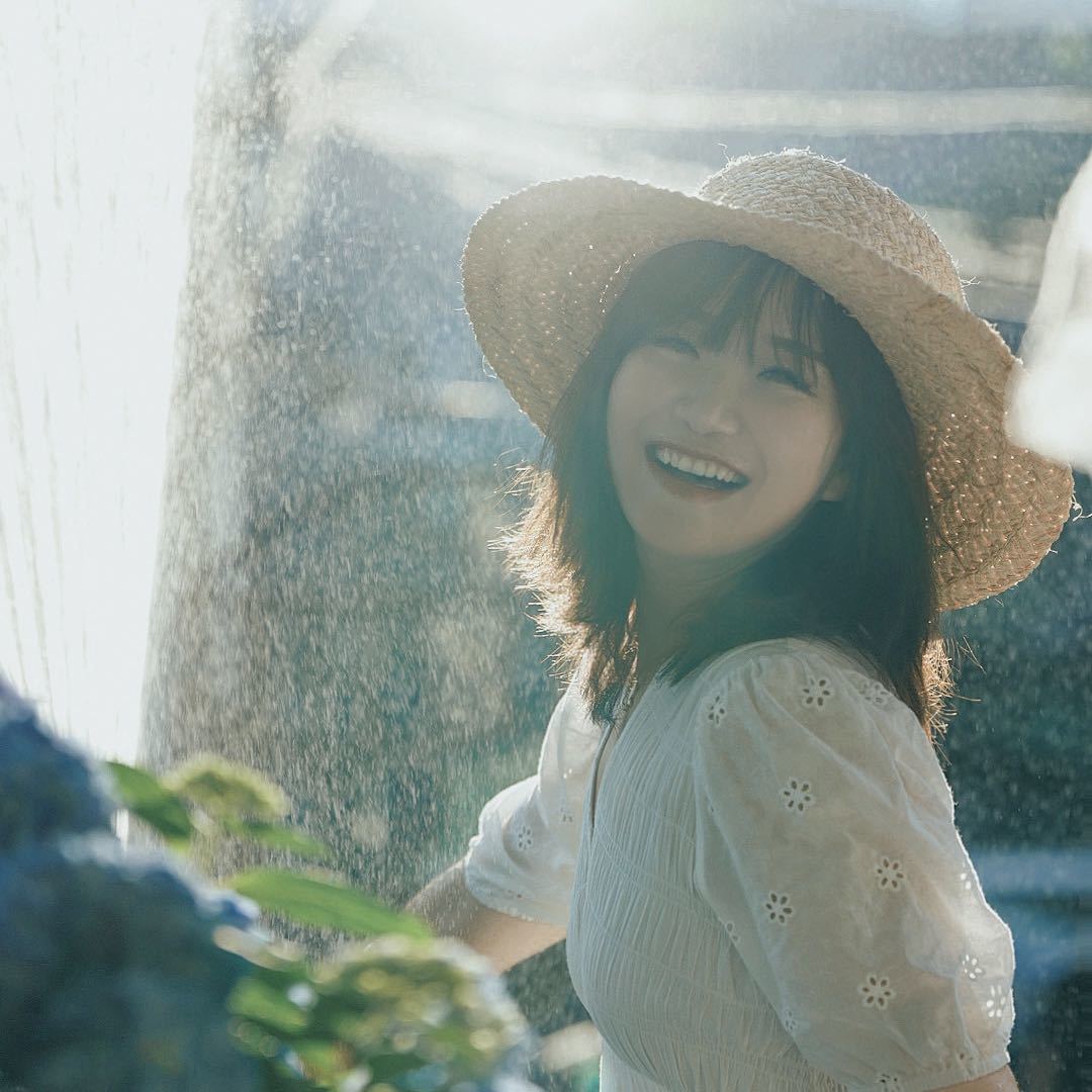 芜湖赵露思.