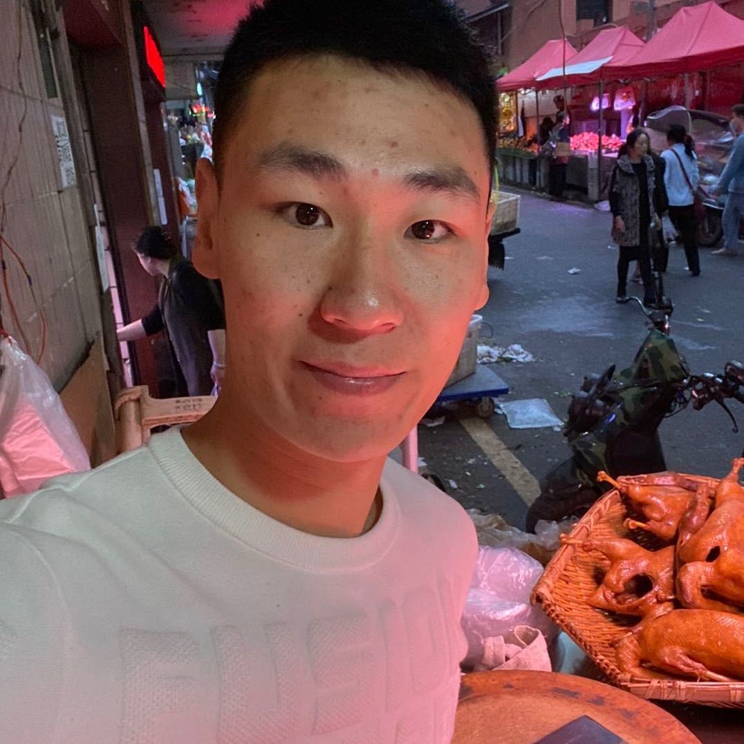 张宏伟嗯