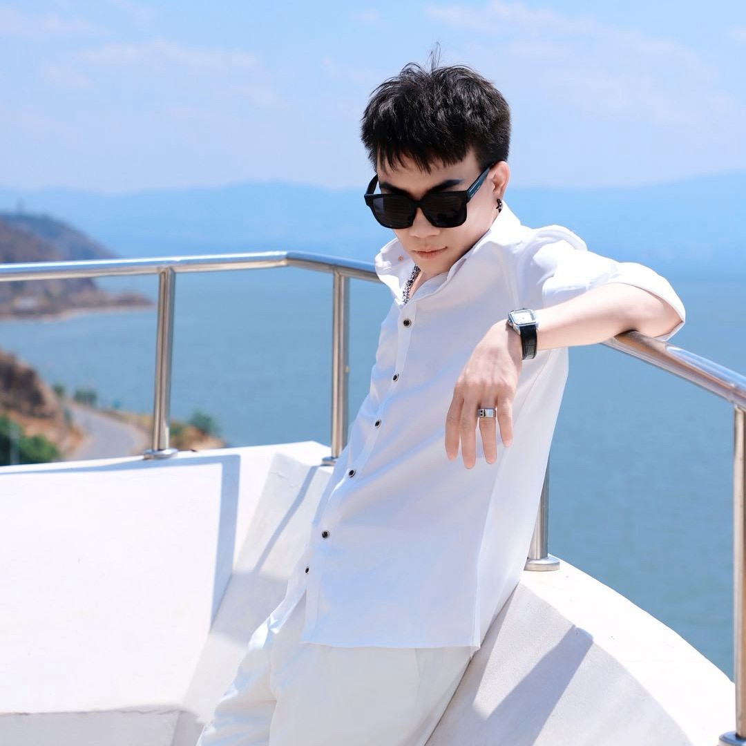 曳舞男孩BOY