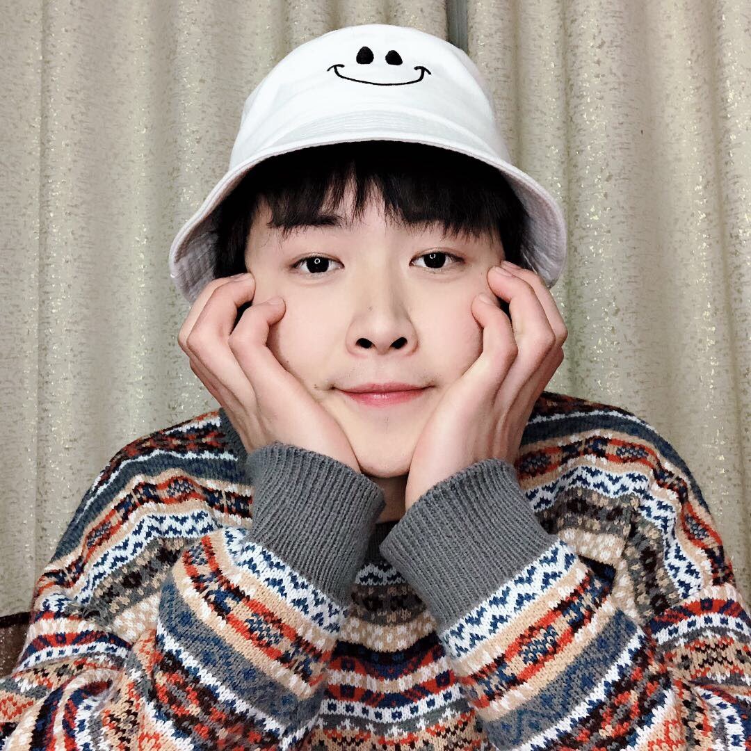 阳光的小余哥