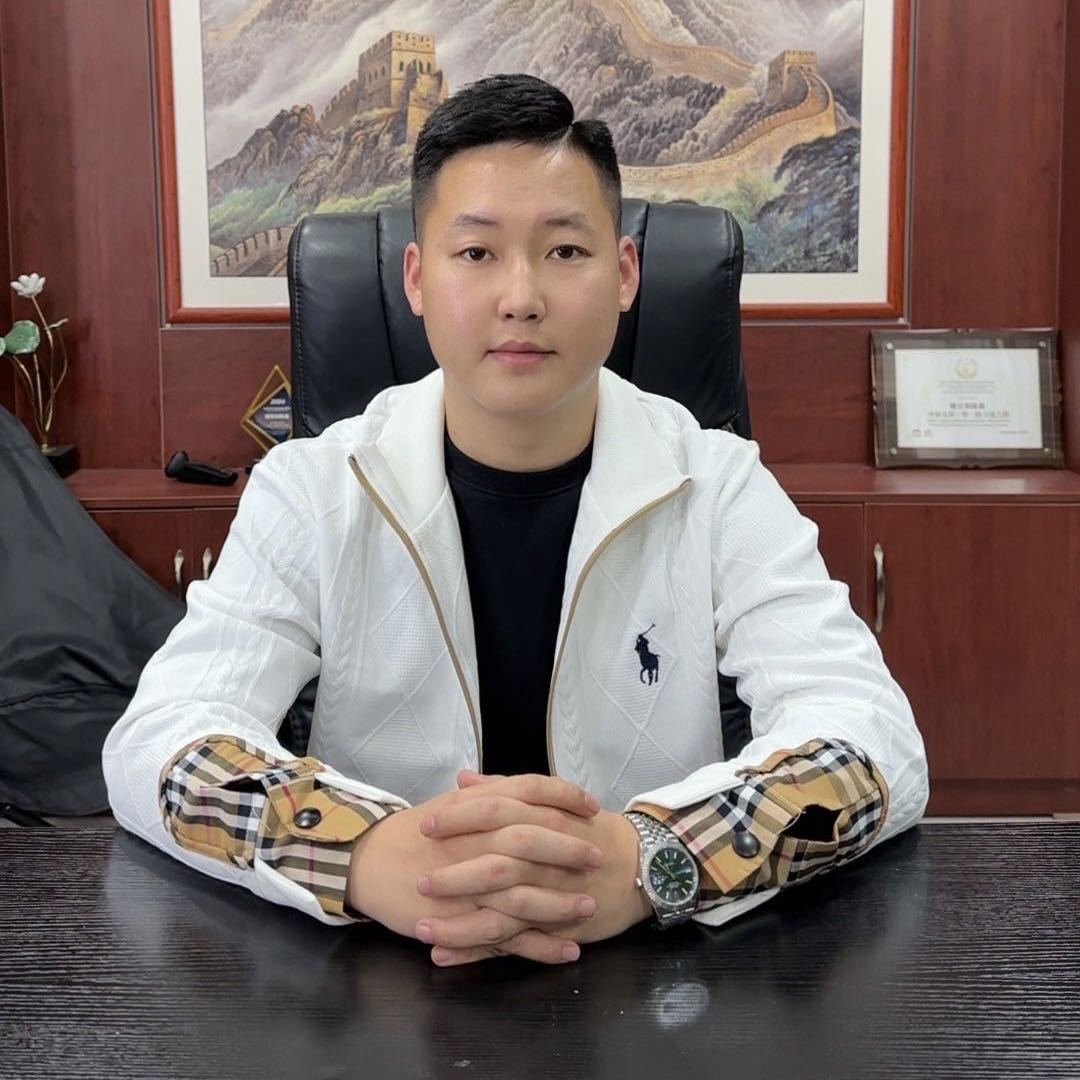 陈鑫在努力