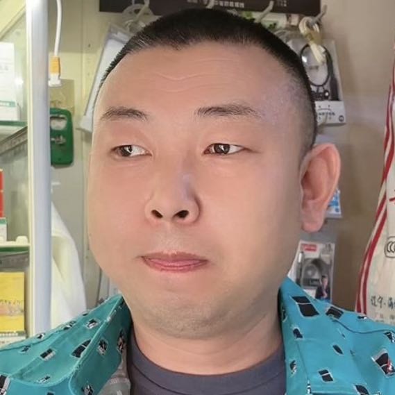 柏哥丨剧情博主