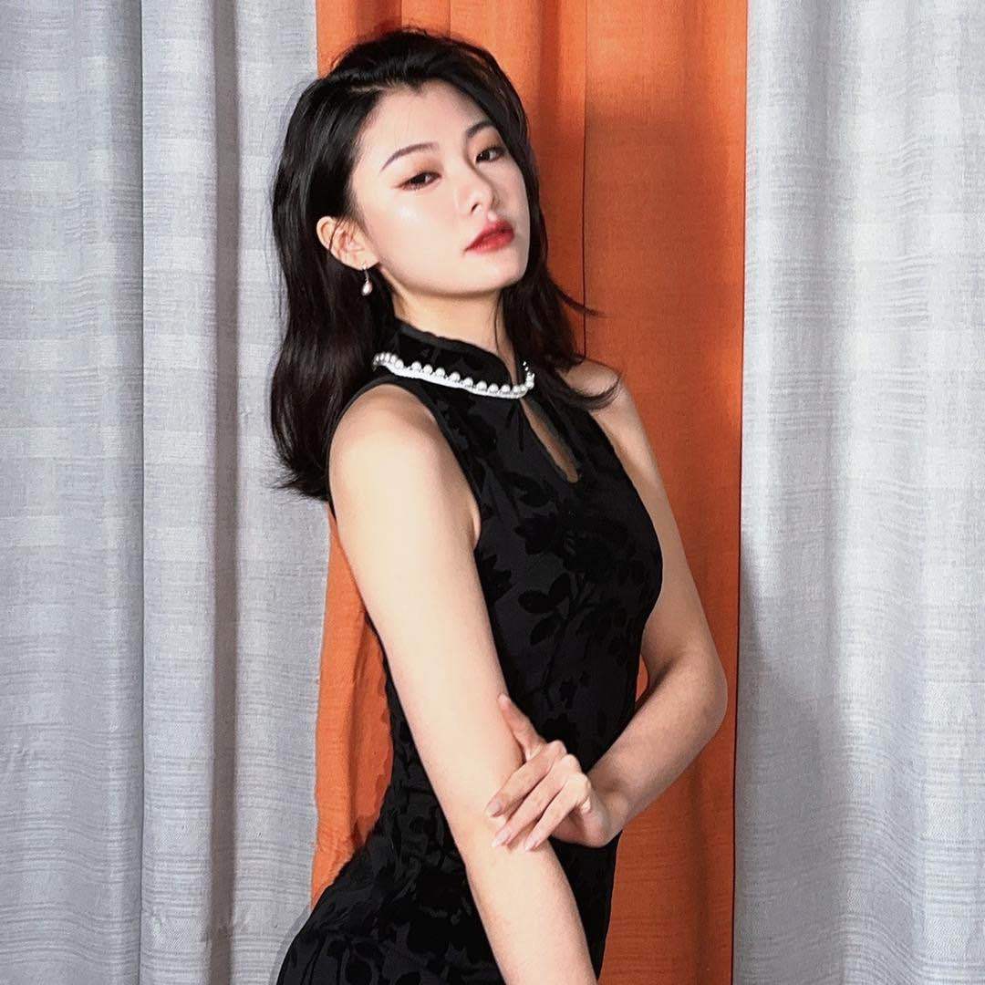 张舒婷的故事