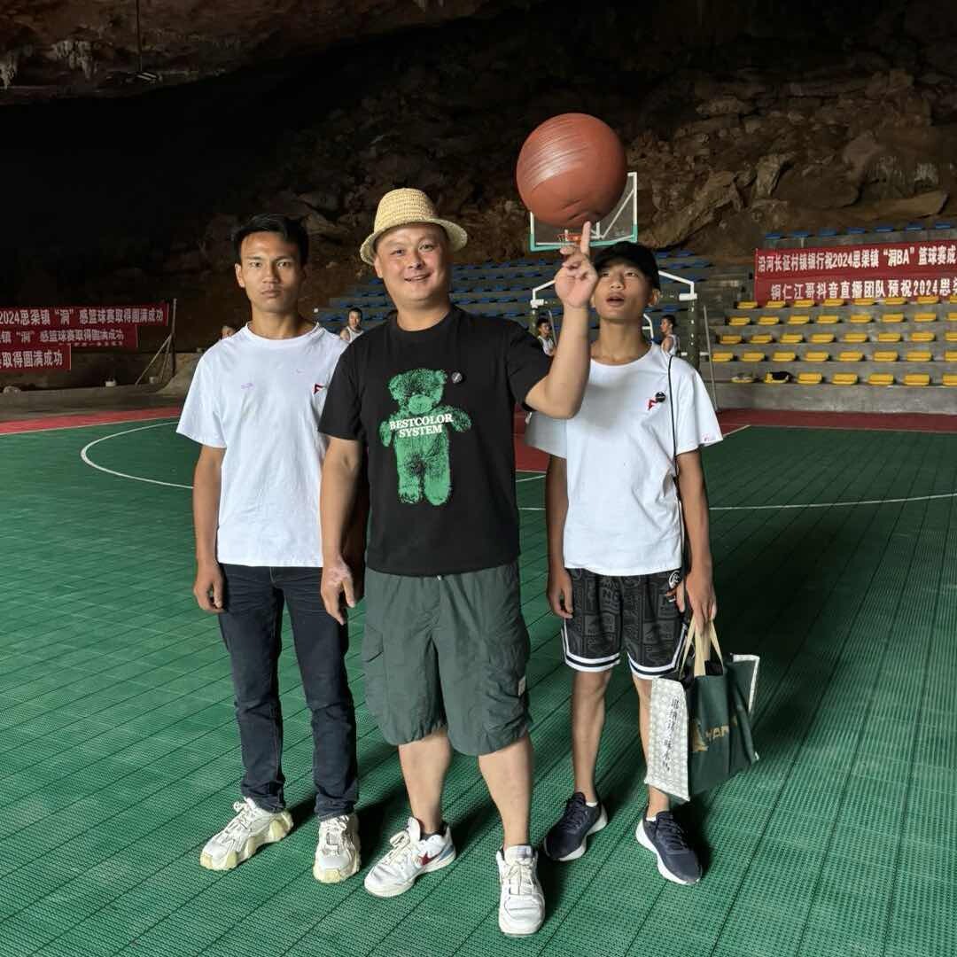 贵州亚军哥生活号传递正能量