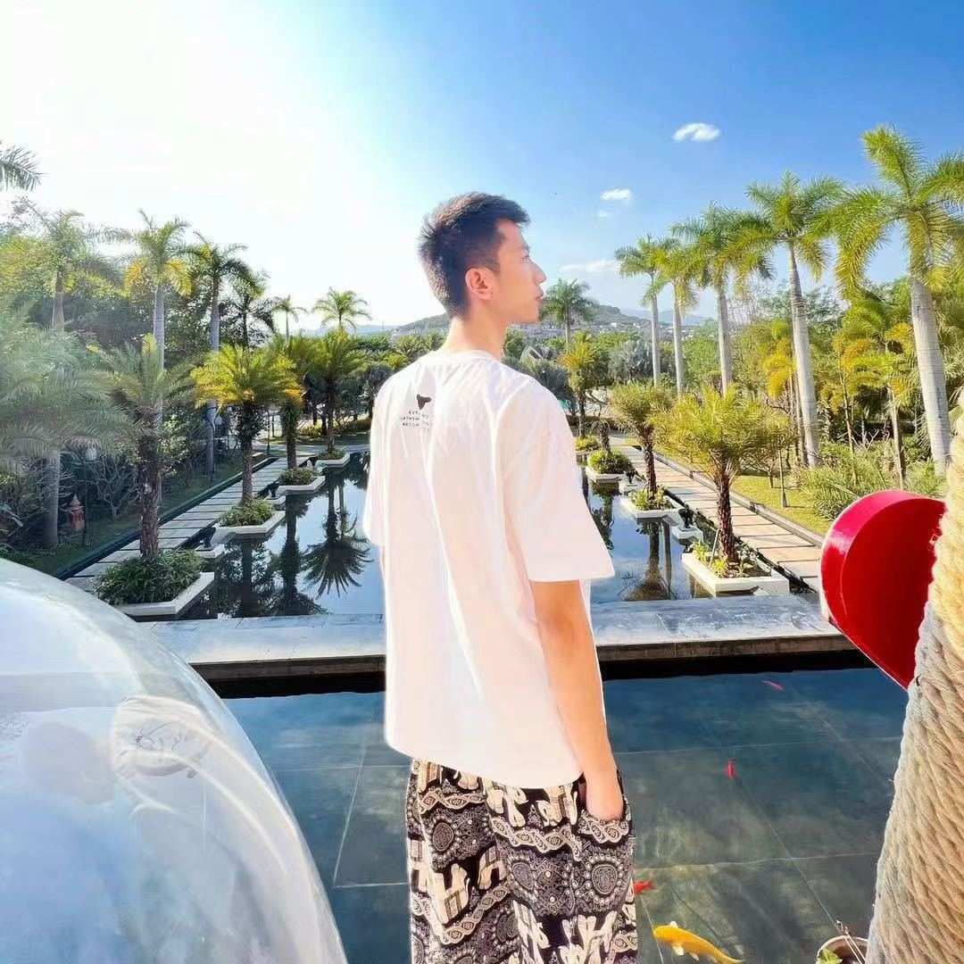 龙泽䅰